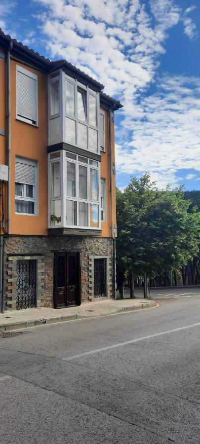 Villa Lucin Santander Buitenkant foto